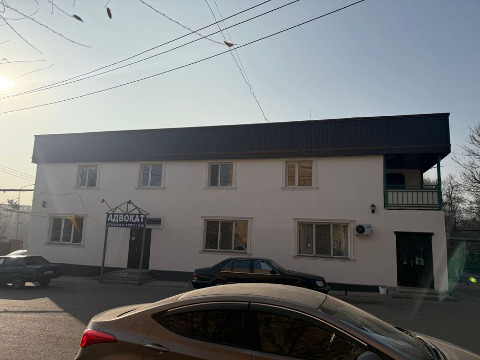 Продаёт здание под бизнес юридический чистый