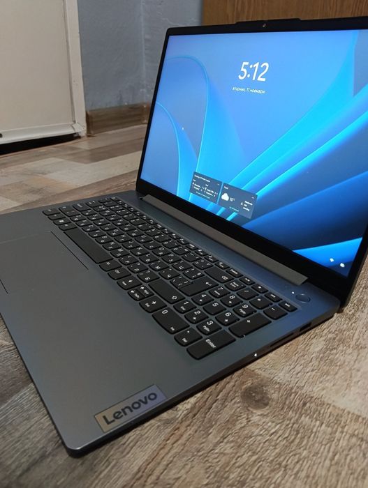 Лаптоп Lenovo IdeaPad 3i
