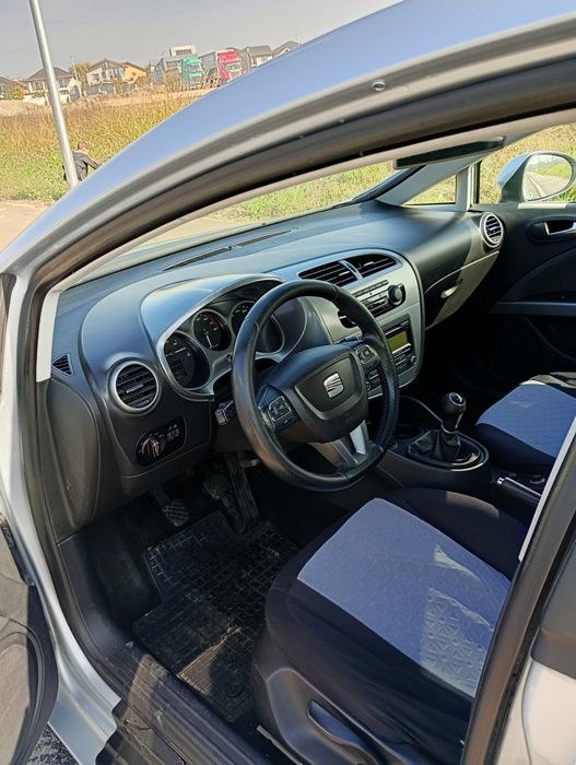 Vând Seat Leon 2011