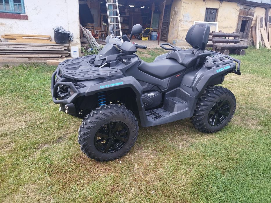 vând ca n am Outlander 650 an 2022 ,2000 de km mai multe detalii la te