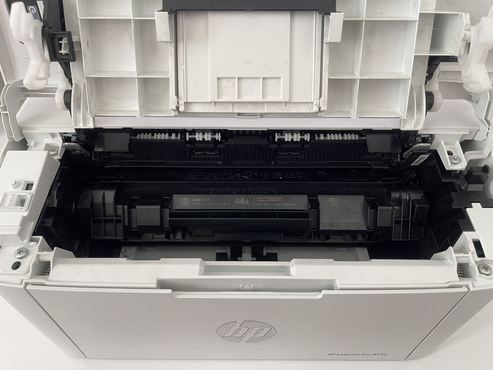 Принтер HP LaserJet Pro M15a