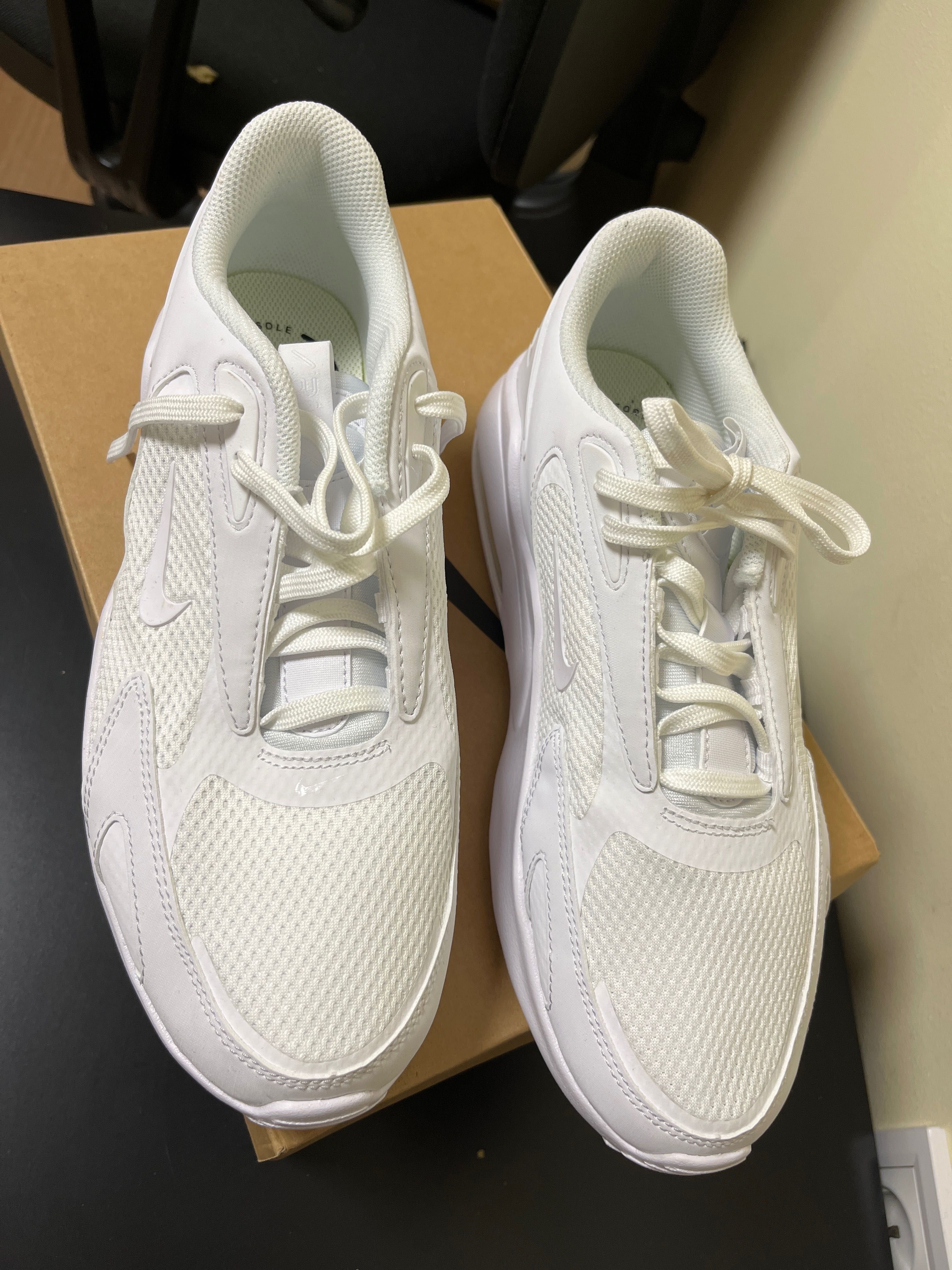 Nike air - нови маратонки