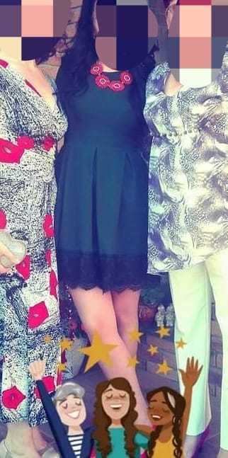 Rochie Verde cu mânecă trei sfert și broderie din dantelă neagră