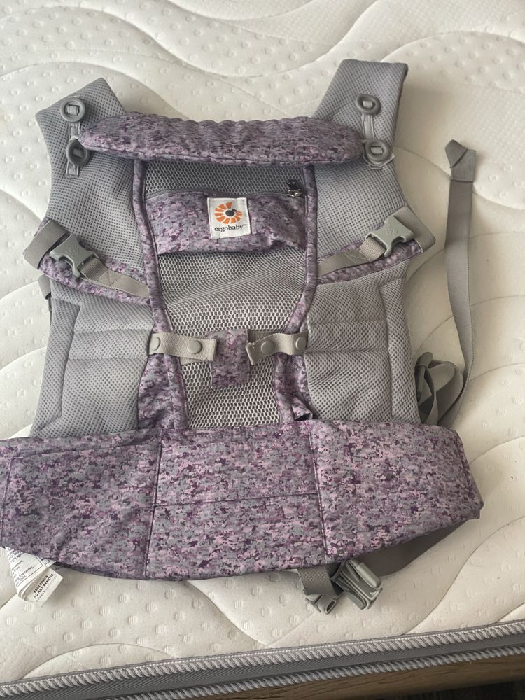 Ергономична раница Ergobaby Adapt