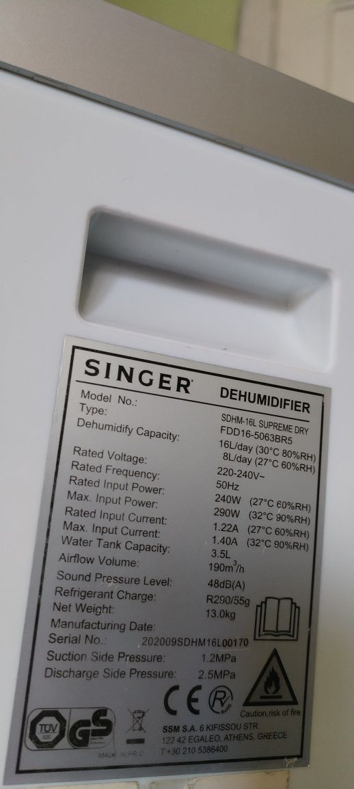 Dezumidificator de aer SINGER SDHM-16L Supreme, 16l/zi, 290W, Alb