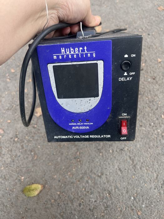 стабилизатор напряжения Hubert AVR-500VA