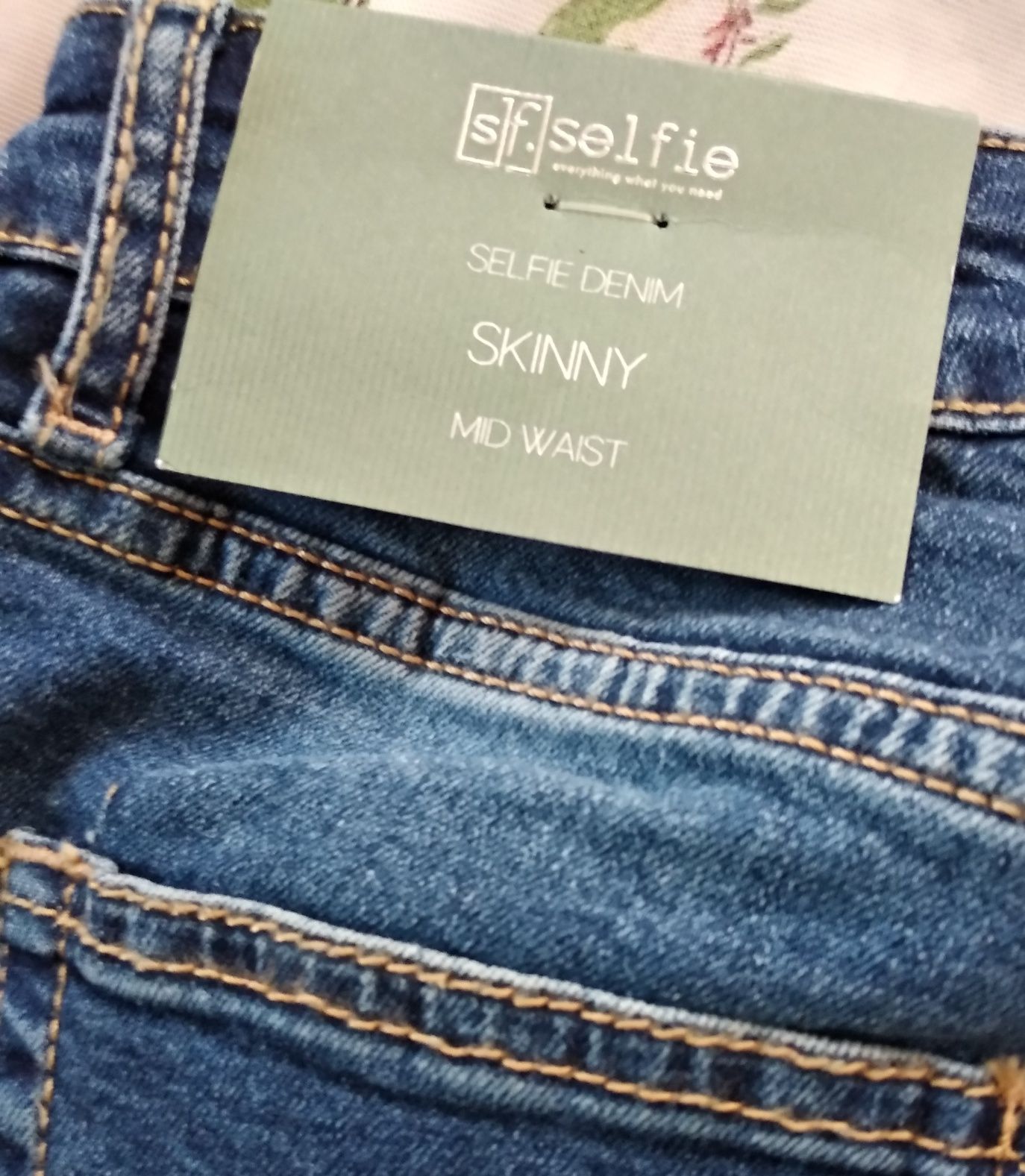 Продаются новые джинсы женские selfie