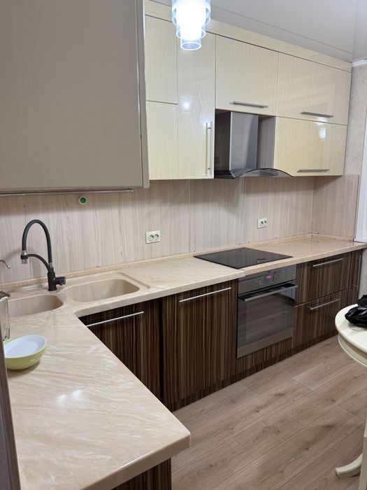 СРОЧНО Продам кухонный гарнитур