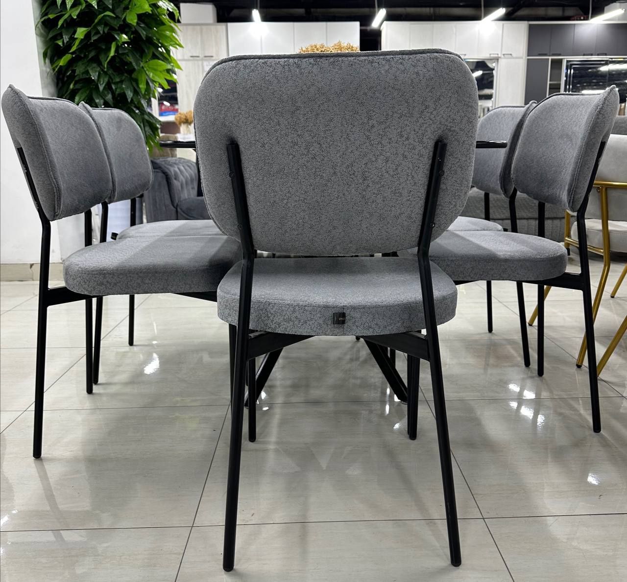 Комплект стол и стулья от Comfort Mebel