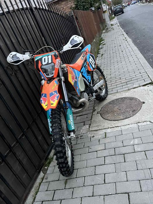 Vând Ktm Exc 200