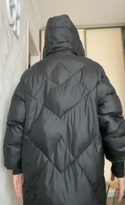 Продам зимнюю женскую куртку