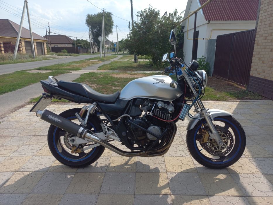 Продам мотоцикл Honda cb400sf Hyper Vtec 1