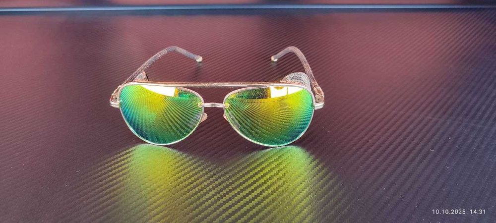 Очки солцнзащитные