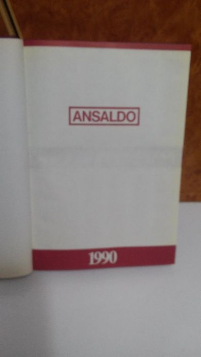 Vand doua agende de birou