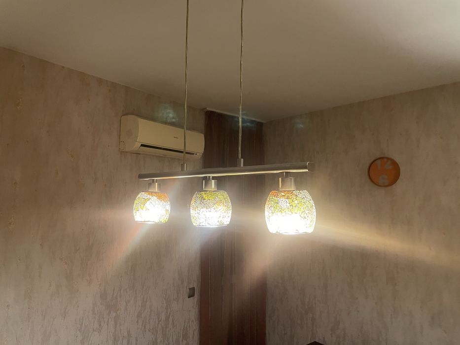 Продавам коплект полилеи, абажури