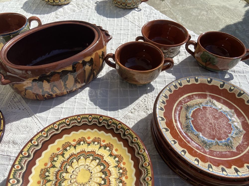 Троянска керамика, битови чинии, купички, пепелник ръчна изработка