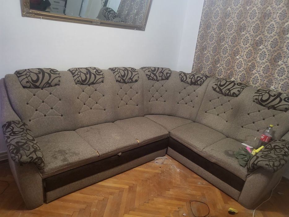 Colțar de vanzare necesită curățare