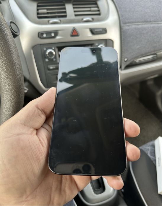 Iphone 15 pro max Black titanium