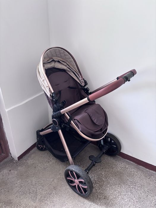 Vând cărucior 2 in 1