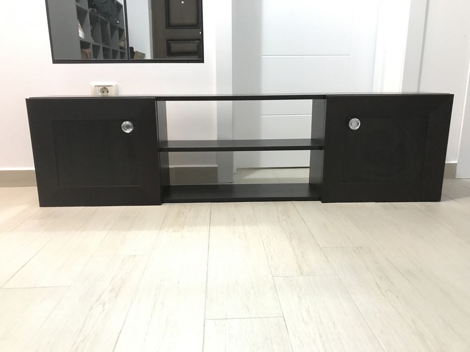 Vand comoda televizor