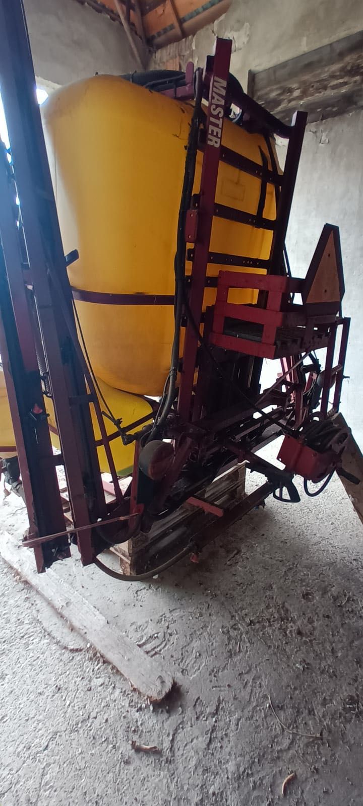 Pompa erbicidat Hardi