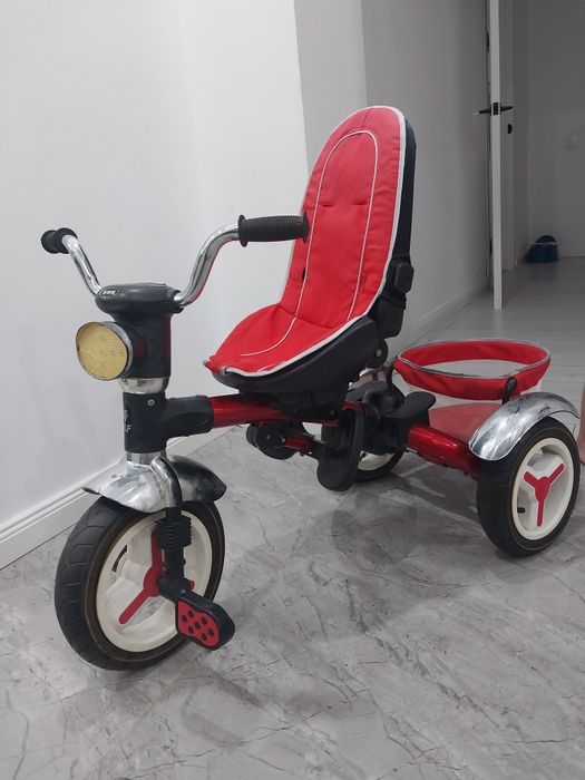 Трёхколёсный велосипед