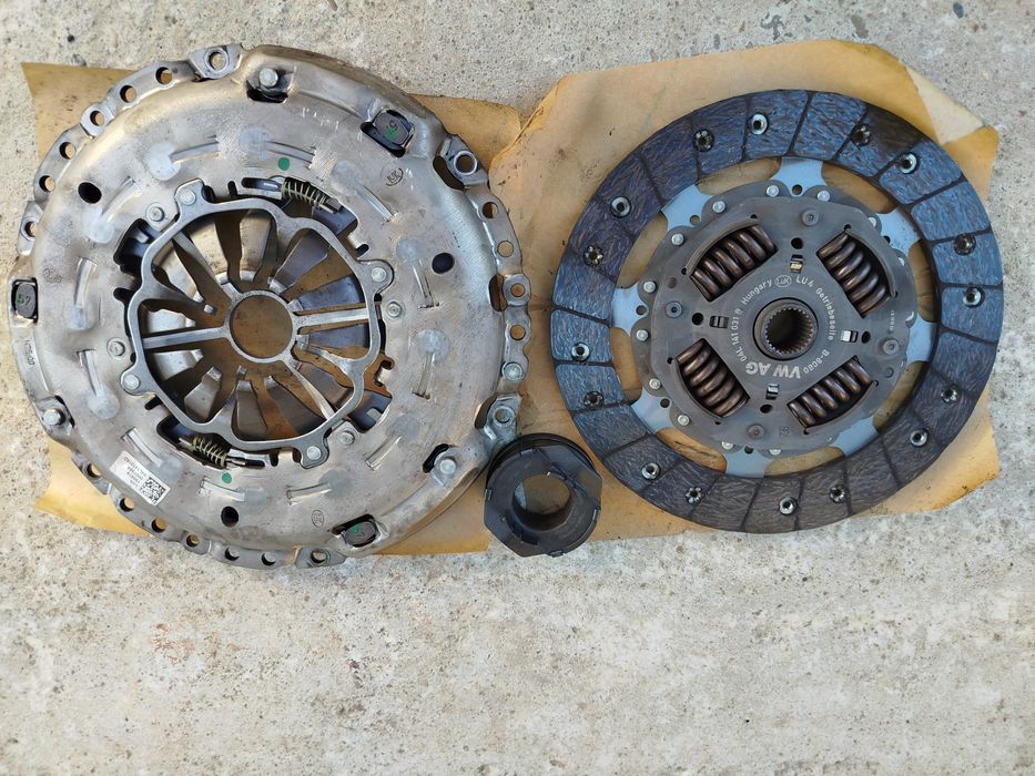 Комплект съединител