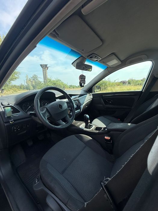 Vând Renault Laguna 3