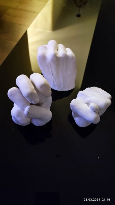 Фигурки из рук, кистей. Дизайн для дома и кафе