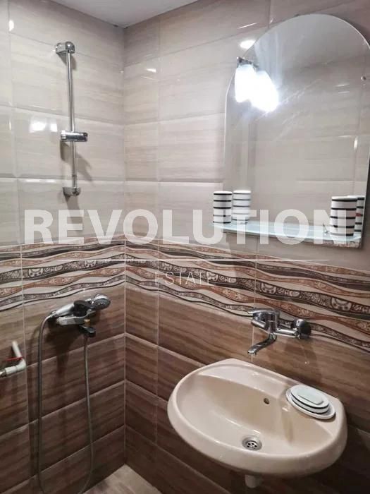 Дава се под наем Двустаен апартамент в Варна, Спортна зала - 60 кв.м за 450 € - Снимка #5