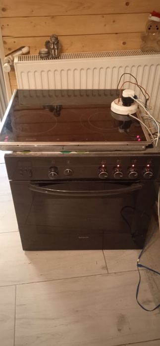 Plita și cuptor electric Bosch perfect funktional