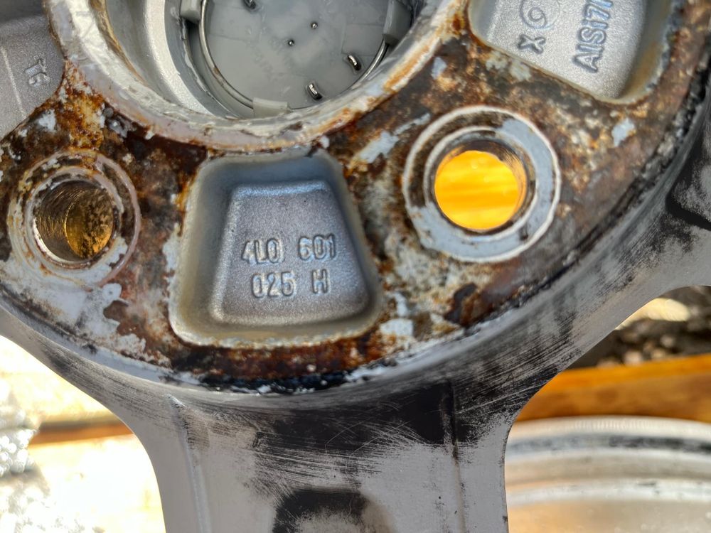 Джанти Ауди AUDI Q7 4L 5x130 20'' ET60 9J 4L0601025H ном 150