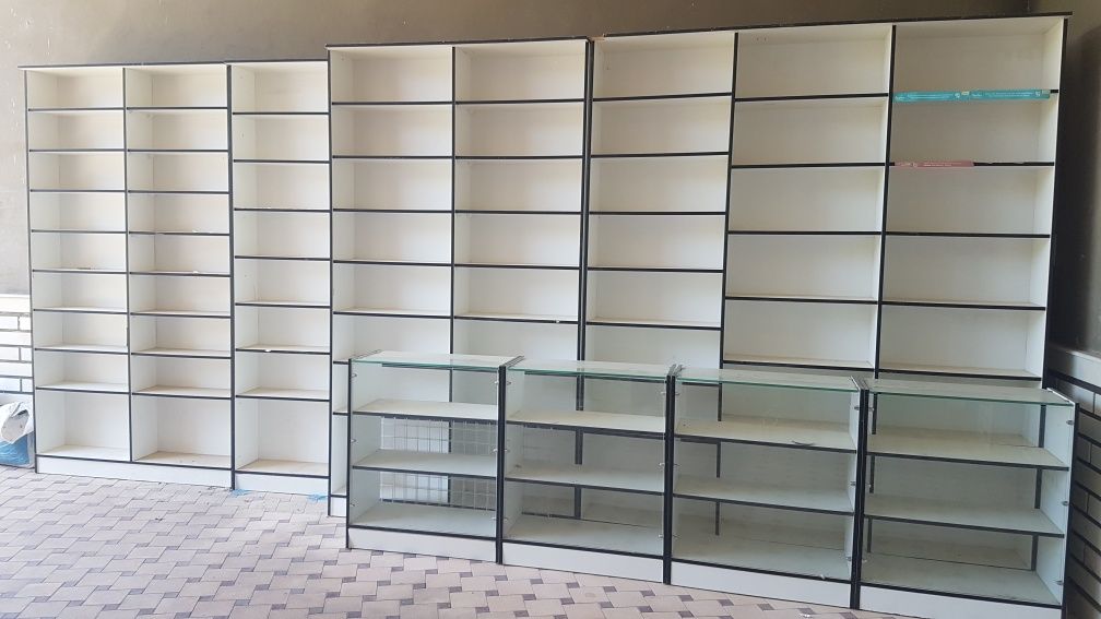 Perelavka va vetrinalar komplekt holati alo tayyor 4 oy ishlatilgan
