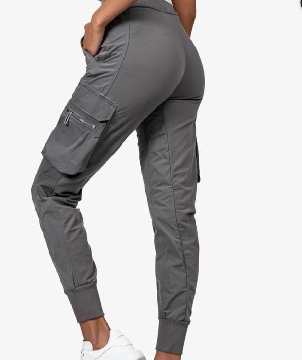 Tricou Madebysociety, Pantaloni, Hanorac