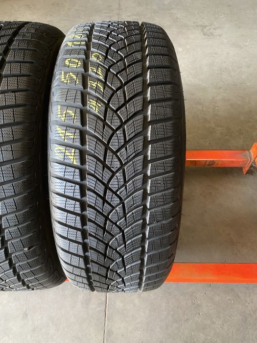 Anvelope iarna 215/50/18 Goodyear Ultra Grip Performance 215 50 18 R18