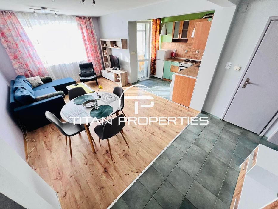 Дава се под наем Двустаен апартамент в Бургас, Център - 67 кв.м за 500 € - Снимка #2