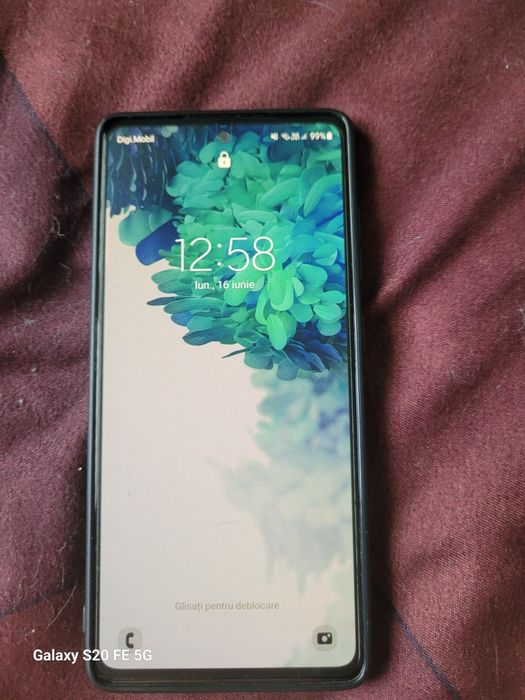 Samsung s20fe full box