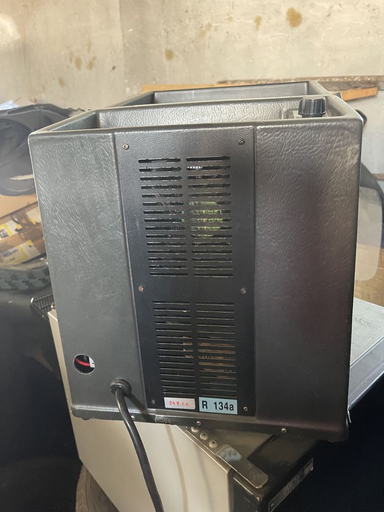 Frigider congelator auto,rulota,camper,camion 24V