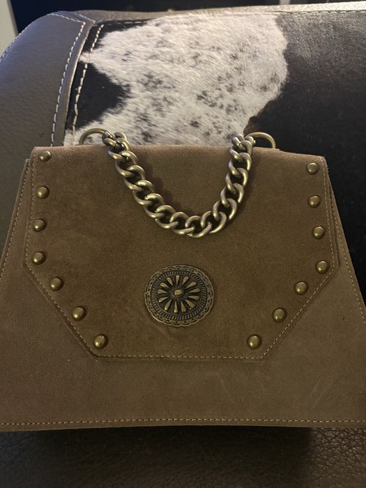 Чанта от велур в кафяво