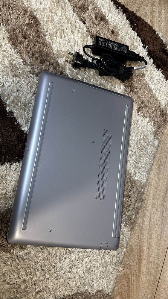 Ноутбук HP Core i3