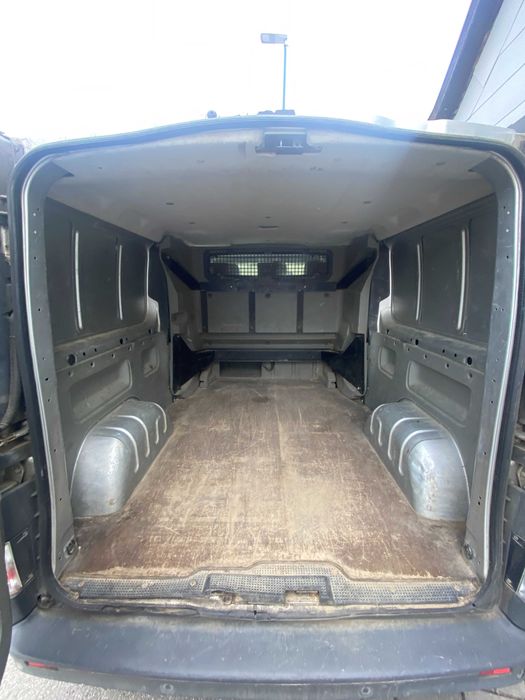 Renault Trafic Automat Mixt – 6 locuri + Marfă – Motor 2.5 dCi