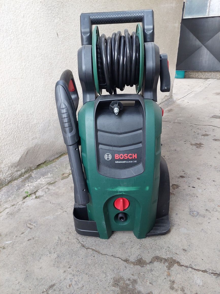 Водоструйка bosch advanced aquatak 140