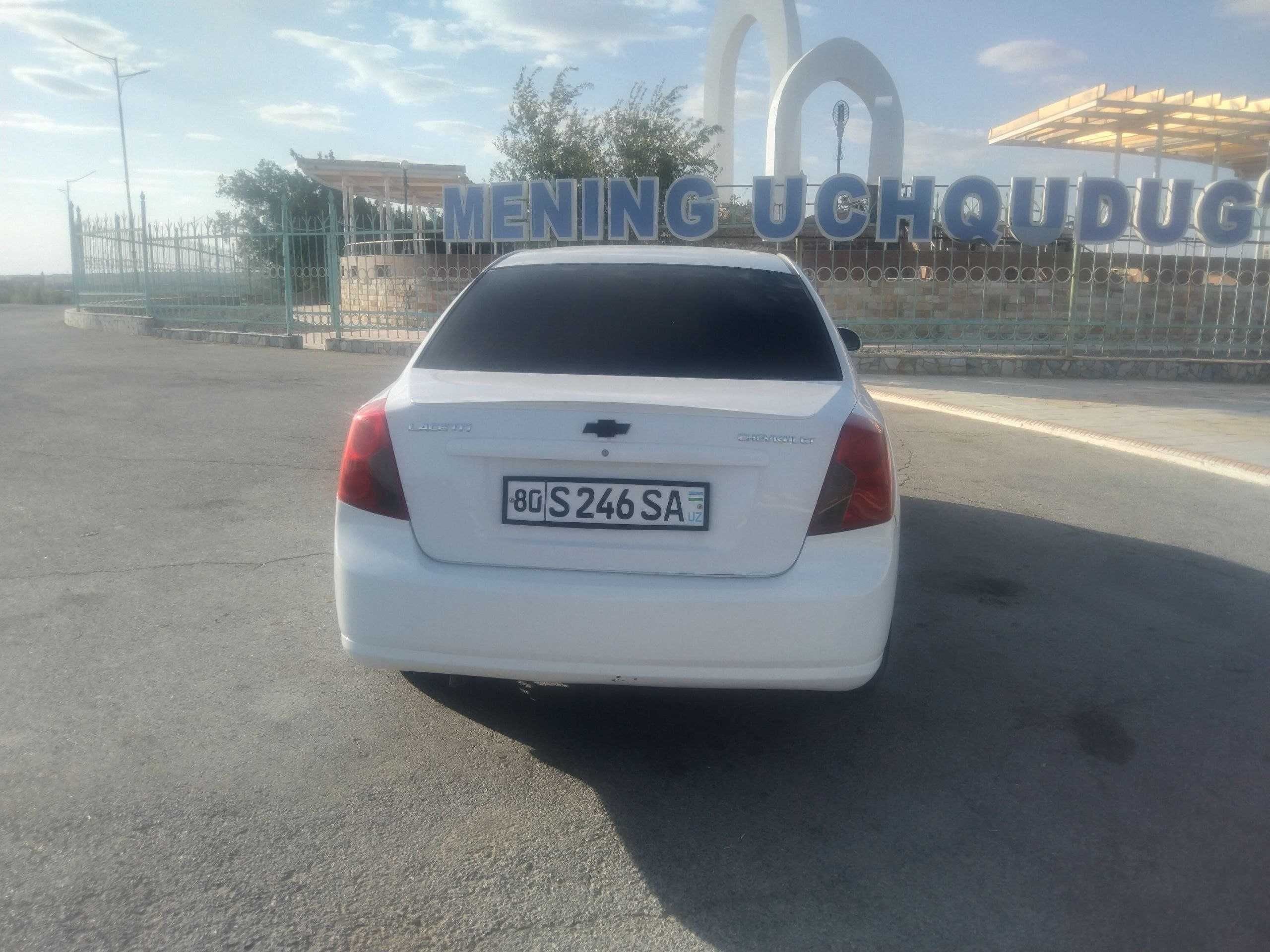 Lacetti sotiladi