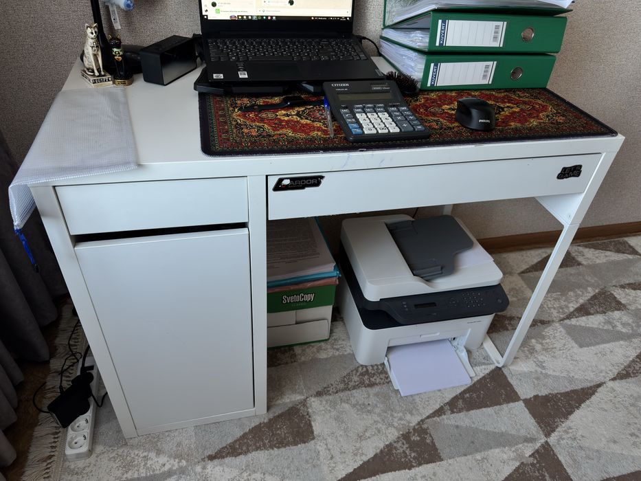 Продам стол икеа