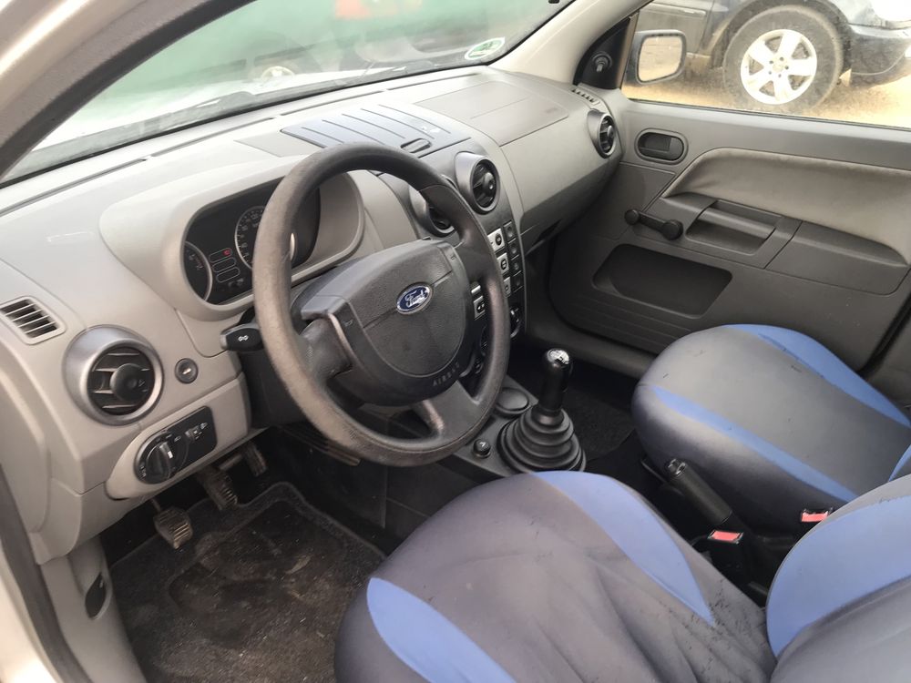 На части Ford Fusion 1.4i-80к.с!