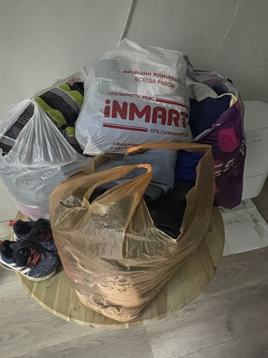 Отдам вещи СРОЧНО