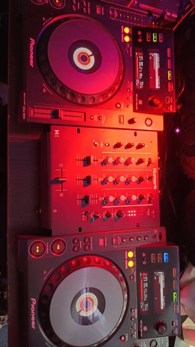 PIONEER CDJ  900 playere si mixer