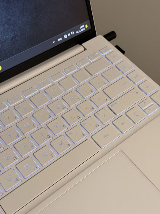 Laptop HP Pavilion Aero 13