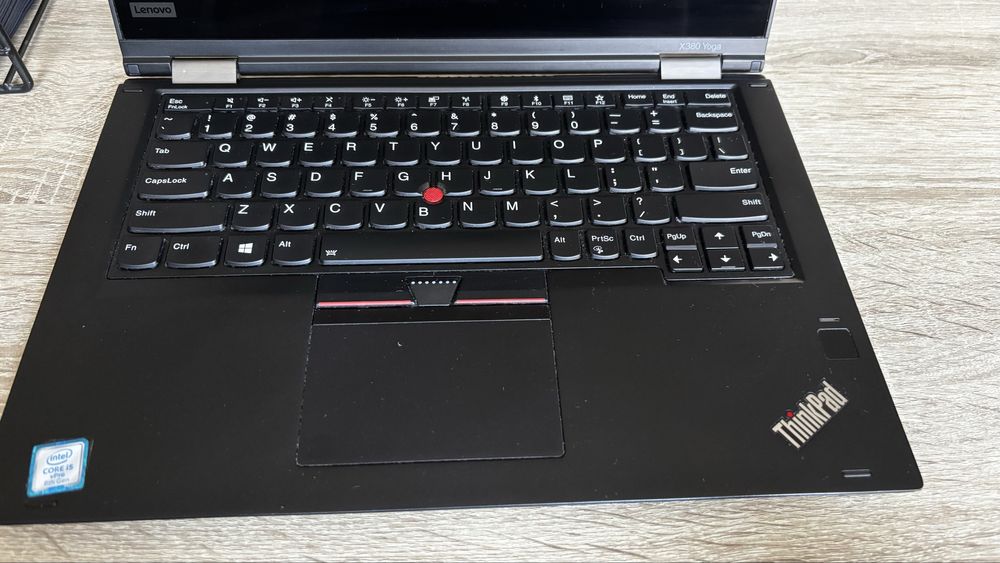 Lenovo x380 Yoga Touchscreen