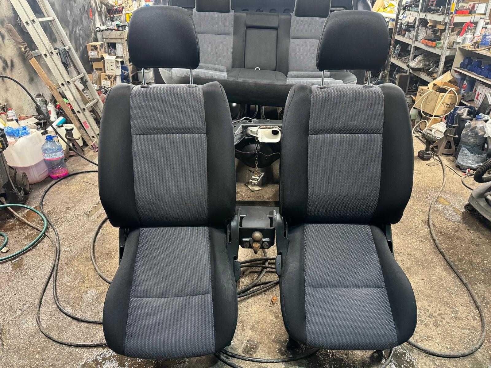 Седалки комплект Ford Ranger 2000–2012 и Mazda BT50 2006–2012